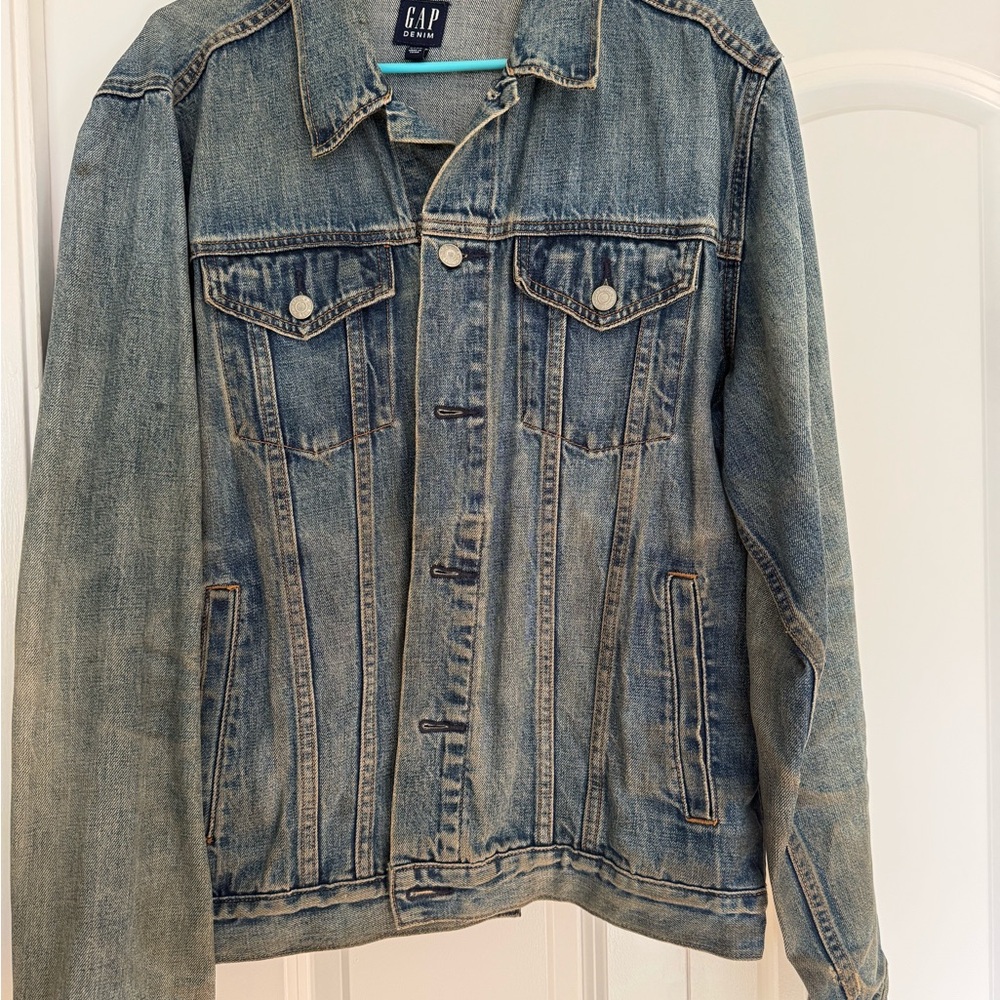 GAP Men's Faded Blue Denim Jacket
